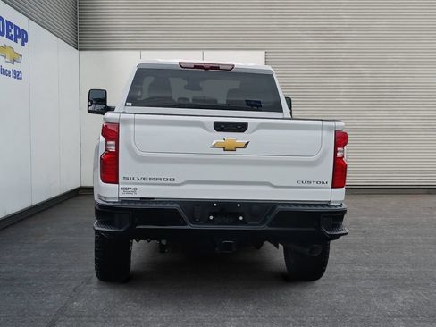 New 2026 Chevrolet Silverado 2500 Custom w/ Custom Value Package AWD/4WD image 4