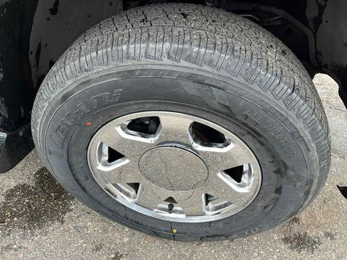 Used 2003 Cadillac Escalade AWD image 15