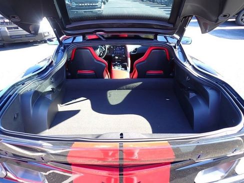 Used 2015 Chevrolet Corvette Z06 w/ 3LZ Preferred Equipment Group image 8