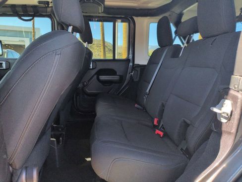 Used 2021 Jeep Wrangler Unlimited Sport AWD/4WD image 15