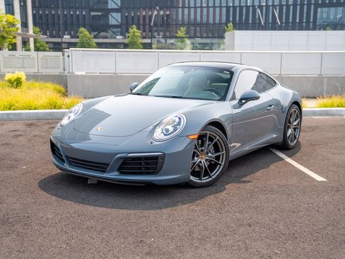 Certified 2017 Porsche 911 Carrera RWD image 1
