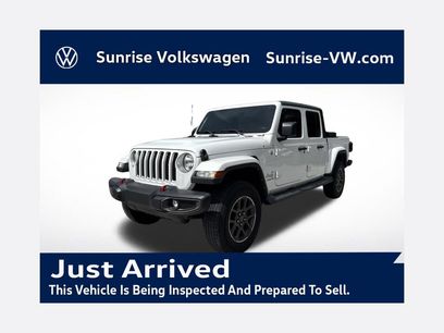 Used 2022 Jeep Gladiator Overland w/ Popular Equipment Package