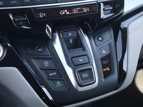 New 2026 Honda Odyssey Touring image 18