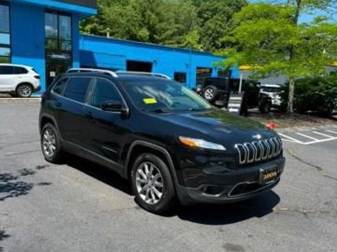 Used 2018 Jeep Cherokee Limited AWD/4WD image 3