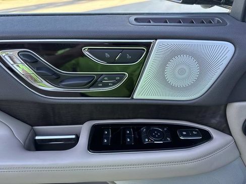 Certified 2022 Lincoln Navigator Reserve image 21
