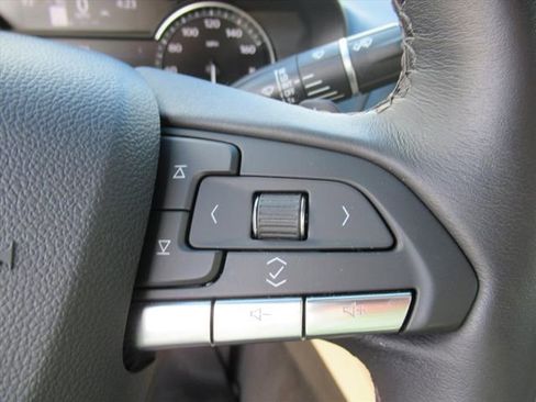 Used 2023 Cadillac CT4 Luxury w/ Sun And Sound Package RWD image 24