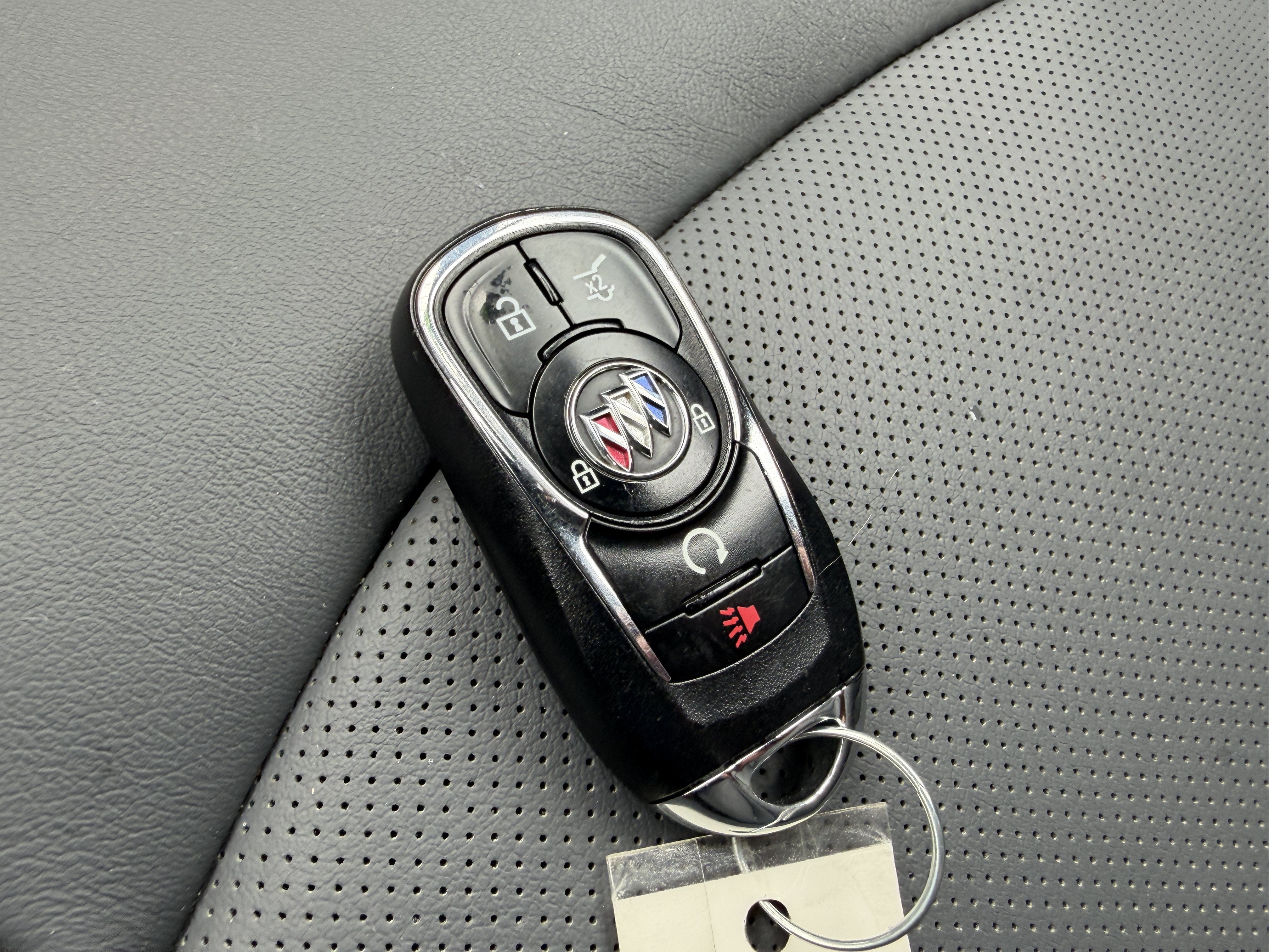 Used 2023 Buick Enclave Essence w/ Experience Buick Package AWD/4WD image 24