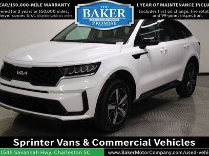Used 2023 Kia Sorento S w/ Panoramic Sunroof Package