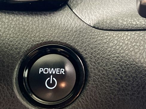 Used 2025 Toyota Camry SE FWD image 24