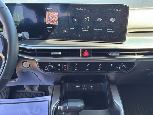 Certified 2026 Kia Sorento LX FWD image 26