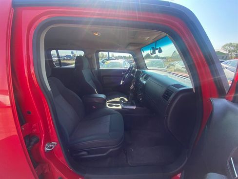 Used 2006 HUMMER H3 image 11