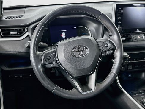 Used 2019 Toyota RAV4 XSE w/ XSE Weather Package AWD/4WD image 18