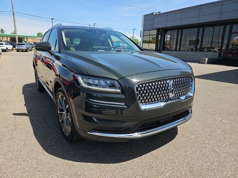 Used 2023 Lincoln Nautilus Reserve AWD/4WD image 1