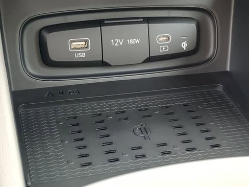 New 2026 Hyundai Venue SEL image 31