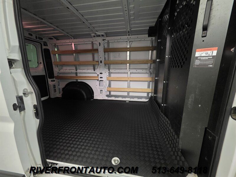 Used 2025 RAM ProMaster 2500 w/ U-Haul Equipment Group FWD image 13
