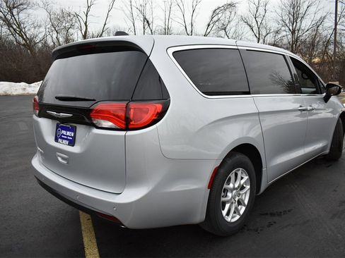 New 2026 Chrysler Voyager LX image 4