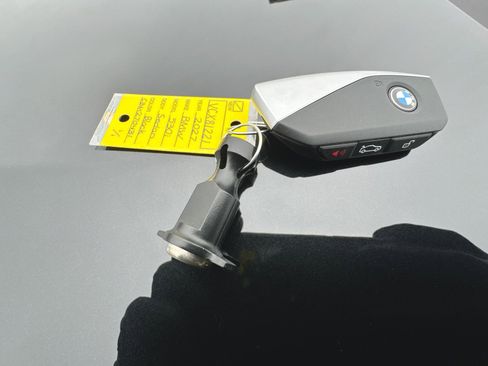 New 2027 BMW 530i RWD image 39