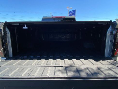 Used 2025 GMC Sierra 2500 AT4X w/ AT4X AEV Edition AWD/4WD image 12
