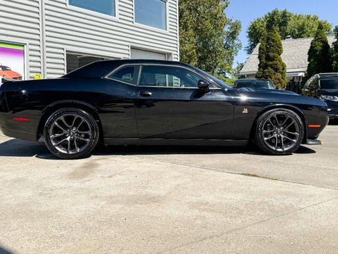 Used 2021 Dodge Challenger R/T Scat Pack w/ Driver Convenience Group image 2