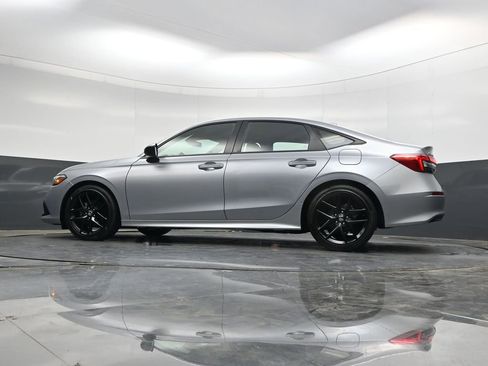 Used 2023 Honda Civic Sport image 28