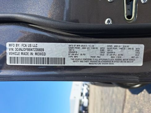Certified 2022 Jeep Compass Latitude AWD/4WD image 35
