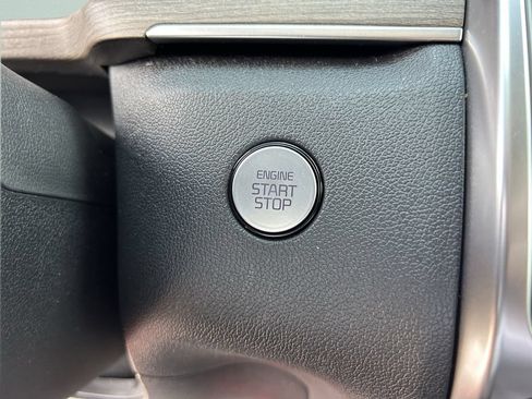 Used 2023 Kia Sorento EX w/ Panoramic Sunroof Package FWD image 36