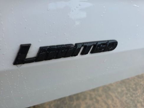 Used 2025 Toyota Sequoia Limited image 10