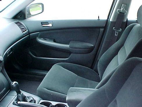 Used 2006 Honda Accord VP image 22