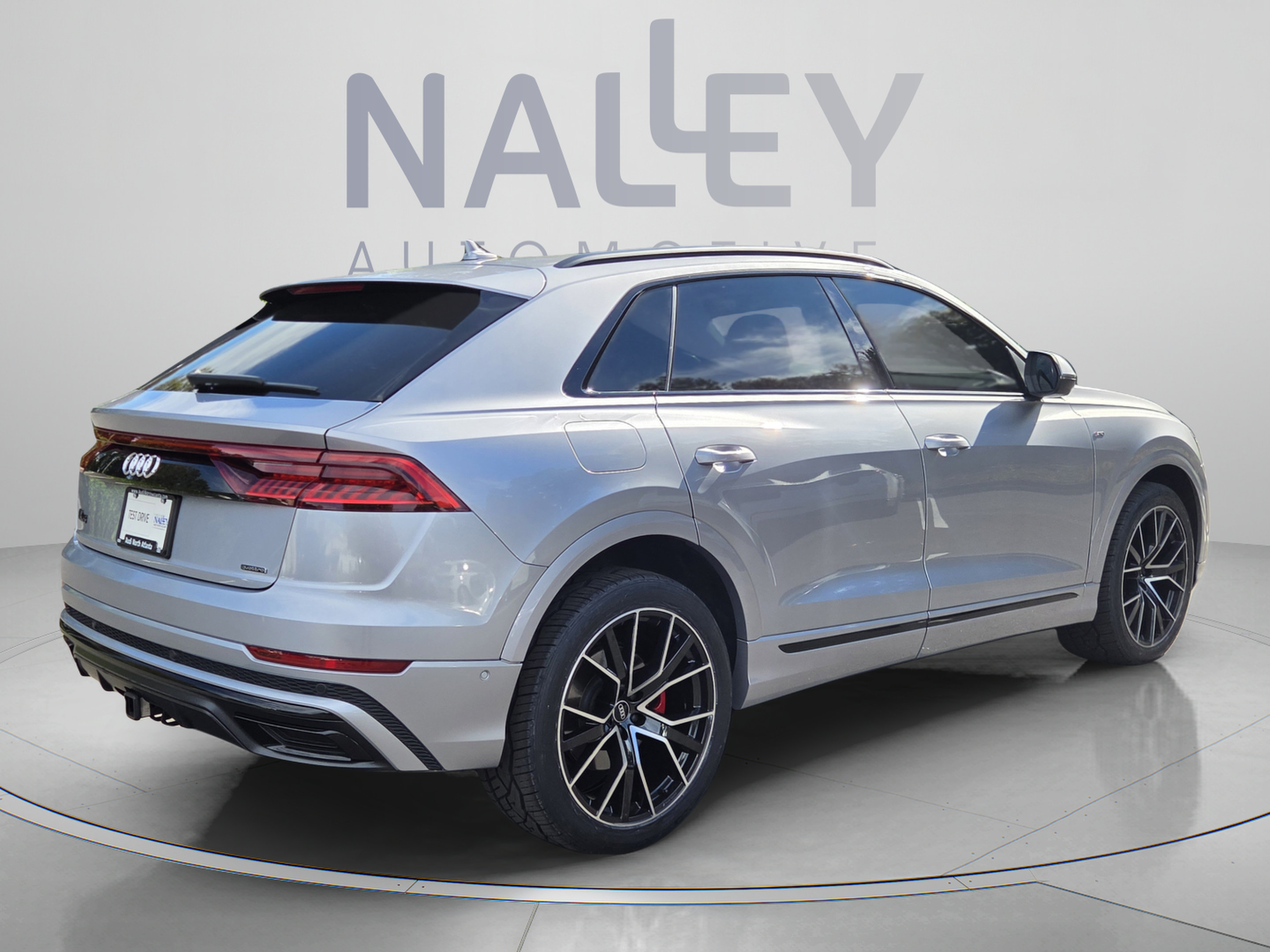 Used 2021 Audi Q8 Premium Plus w/ Premium Plus Package AWD/4WD image 5
