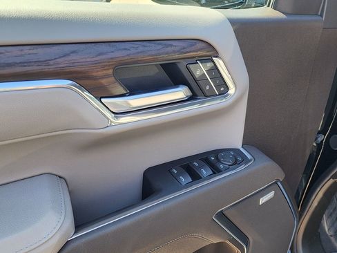 New 2026 GMC Sierra 1500 SLT w/ SLT Premium Plus Package image 15