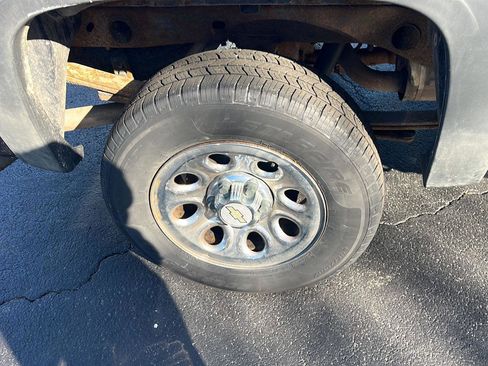 Used 2011 Chevrolet Silverado 1500 W/T w/ LS Package image 24