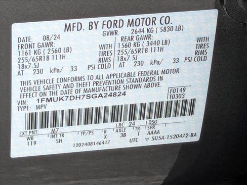 Used 2025 Ford Explorer Active w/ Active Comfort Package RWD image 27