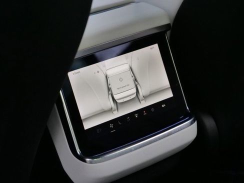 Used 2021 Tesla Model S Plaid image 29