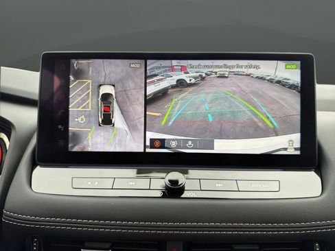 New 2026 Nissan Rogue Platinum image 11