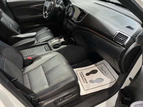 Used 2022 Honda Passport TrailSport image 24