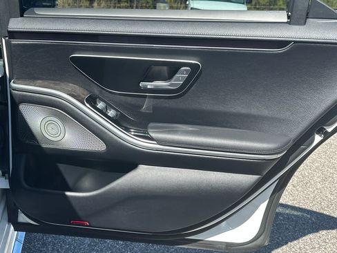 Certified 2023 Mercedes-Benz S 500 4MATIC w/ AMG Line image 32