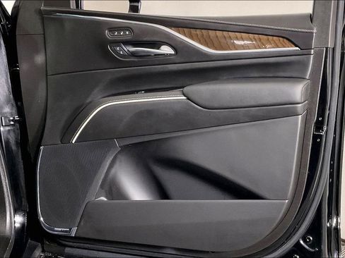 Used 2024 Cadillac Escalade ESV Sport Platinum image 26