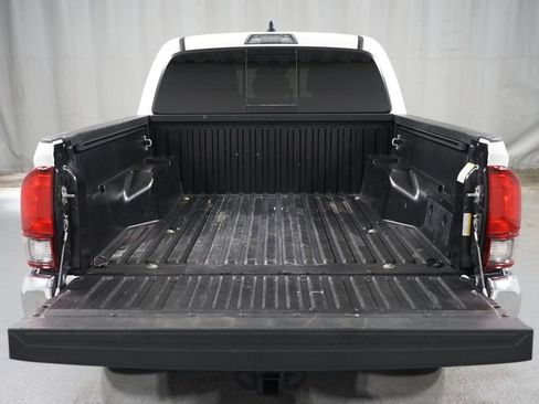 Certified 2023 Toyota Tacoma SR5 RWD image 31