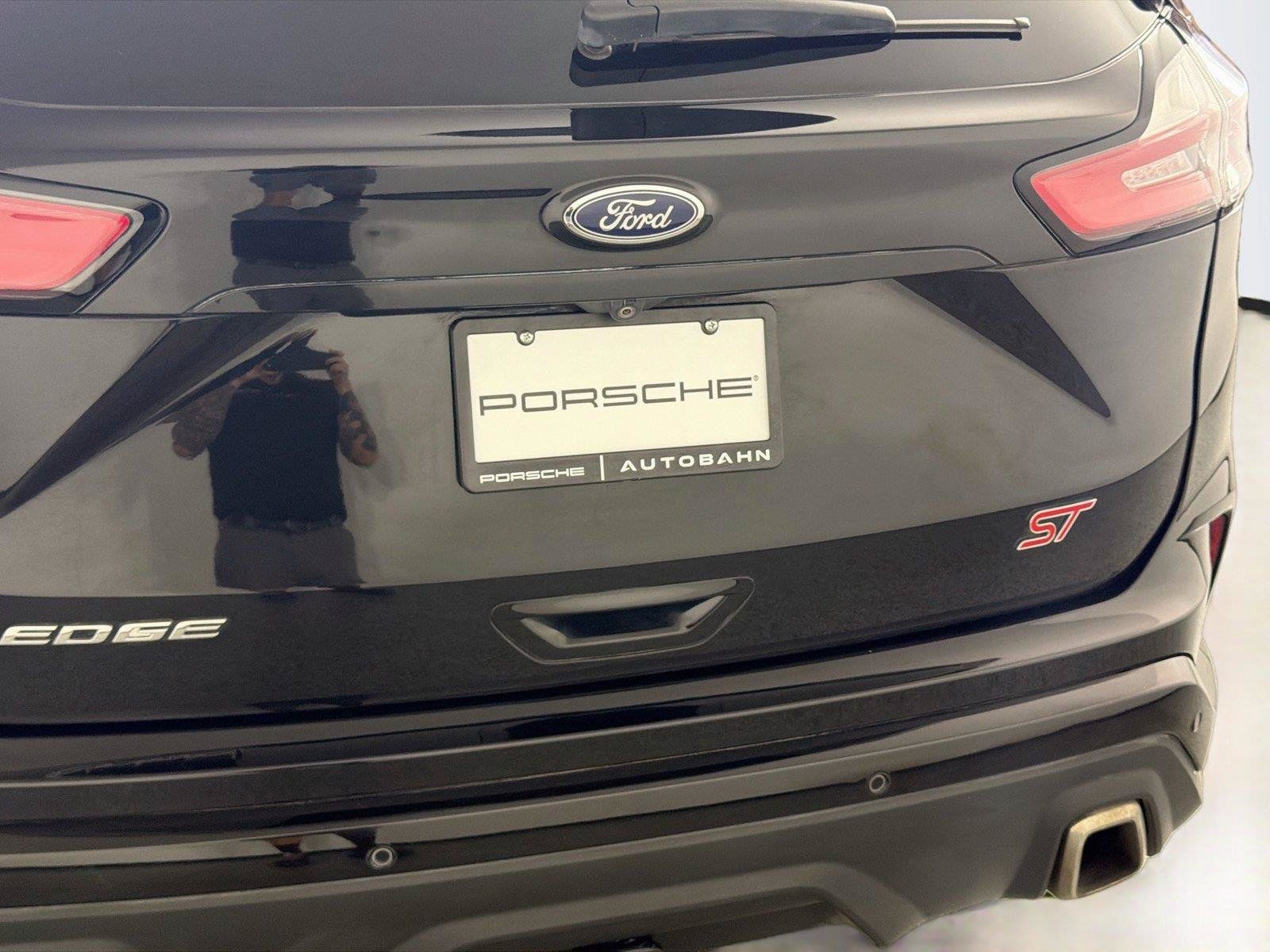Used 2019 Ford Edge ST w/ Equipment Group 401A AWD/4WD image 17