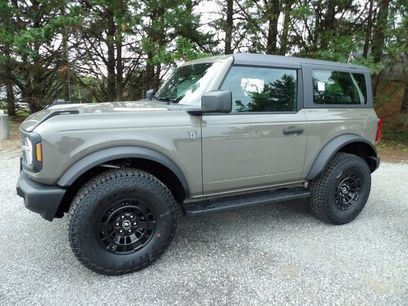 New 2026 Ford Bronco 2-Door w/ Sasquatch Package