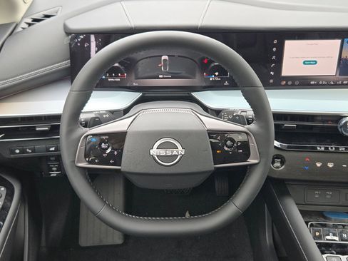 New 2026 Nissan Murano Platinum AWD/4WD image 17