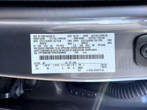 Used 2024 Ford F350 Lariat w/ Lariat Ultimate Package AWD/4WD image 34