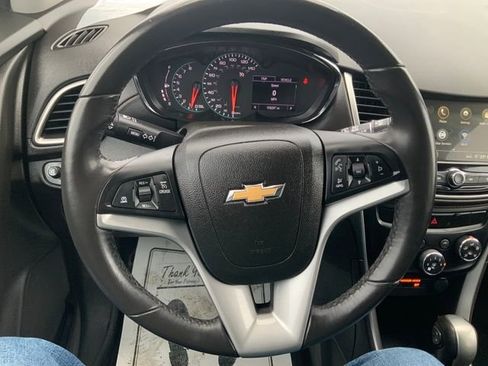 Used 2019 Chevrolet Trax LT w/ Driver Confidence Package image 20