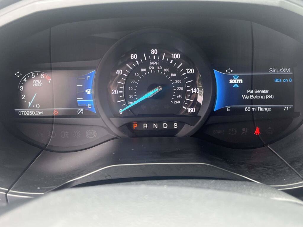 Used 2024 Ford Edge SEL AWD/4WD image 3