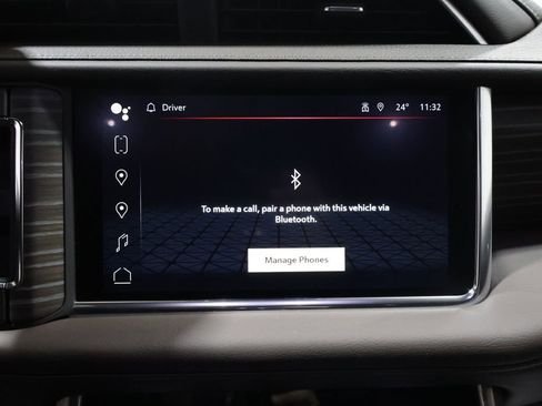 Used 2024 GMC Yukon XL Denali w/ Denali Reserve Package image 27