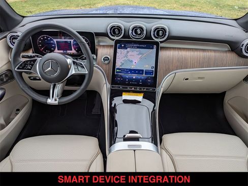 Used 2025 Mercedes-Benz GLC 300 GLC 300 image 28