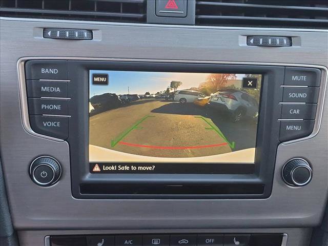 Used 2017 Volkswagen Golf Wolfsburg Edition FWD image 11