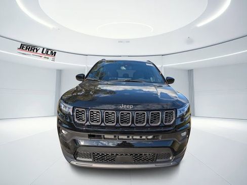New 2026 Jeep Compass Latitude w/ Sun and Sound Group AWD/4WD image 7