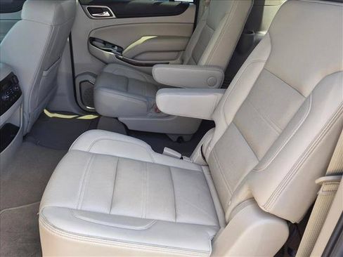 Used 2019 GMC Yukon XL Denali w/ Denali Ultimate Package RWD image 18