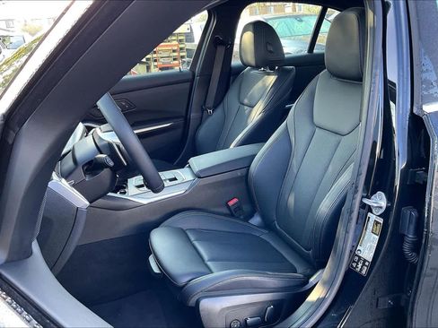 Certified 2025 BMW 330i xDrive Sedan w/ Convenience Package image 26